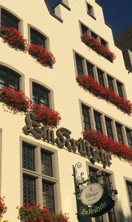 Außenansicht der Gaststätte Em Krützche